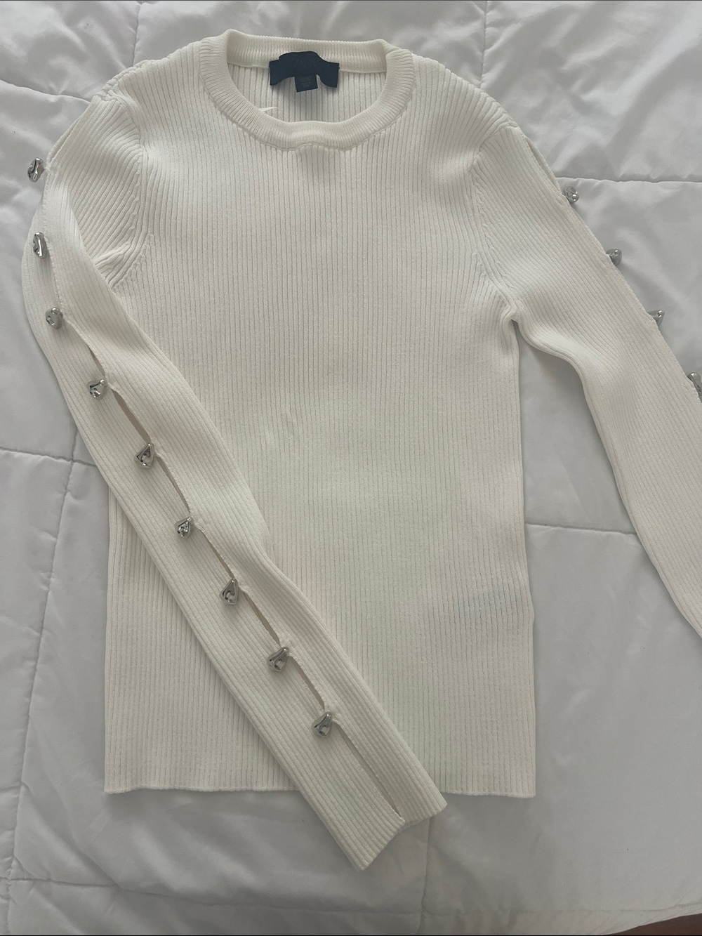 Zara Cream Ribbed Long-Sleeve Sweater with Silver Accent Buttons
